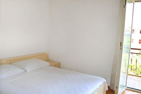 Mravak Apartments Trogir Exterior photo